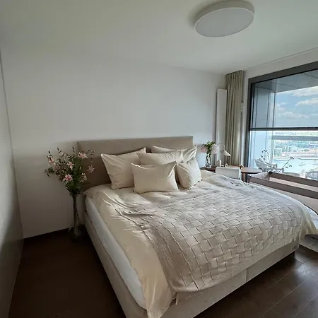 Luxury 34th Floor Eurovea Tower Bratislava